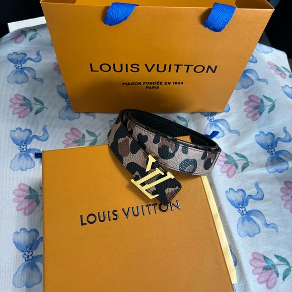 Louis Vuitton Wild At Heart Black Belt - Picture 6 of 6